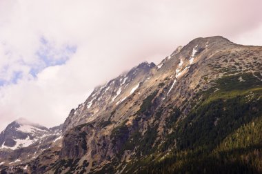 Bulutlu yüksek tatras