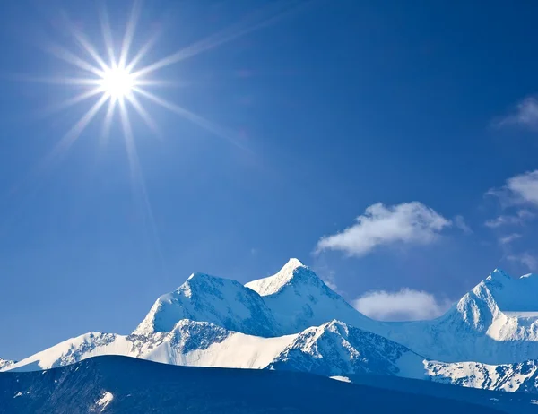 Gletscher und eine Sonne — Stockfoto