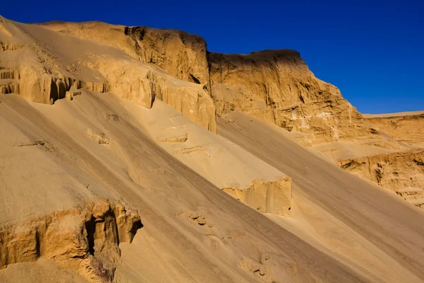 Duin in een zand woestijn — Stockfoto