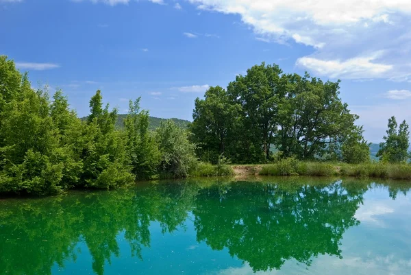 stock image Emerald lake