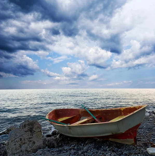 Barco em um mar — Fotografia de Stock
