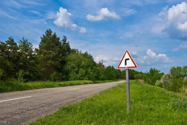 Firme en asfalto carretera rural —  Fotos de Stock