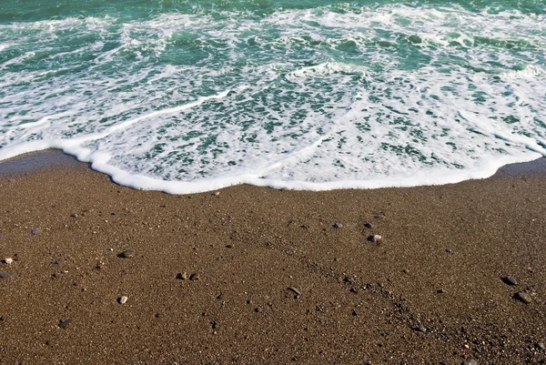 Valuri pe o plajă — Fotografie, imagine de stoc