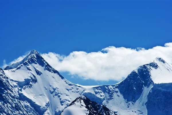 Two mountains top — Stock Photo, Image