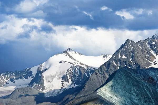 Grote bergen — Stockfoto