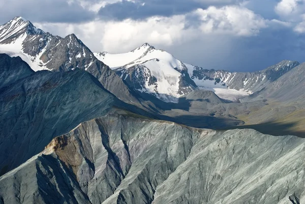 Величественные горы — стоковое фото