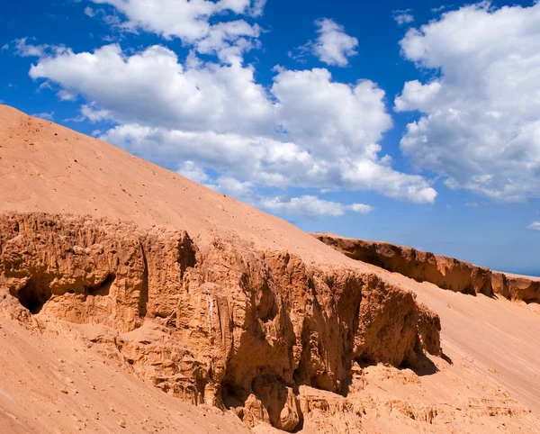 Red sandy mountains — Stock Photo, Image