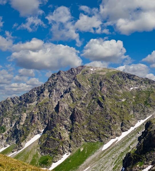Góry caucazian — Zdjęcie stockowe