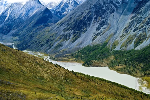 Krásné horské údolí, Altaj Rusko — Stock fotografie