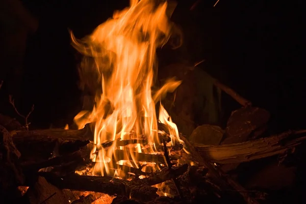 Brann om natten – stockfoto
