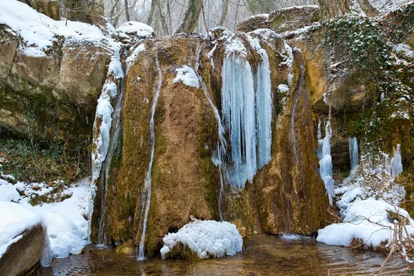 Waterfall in icicles — Stock Photo, Image
