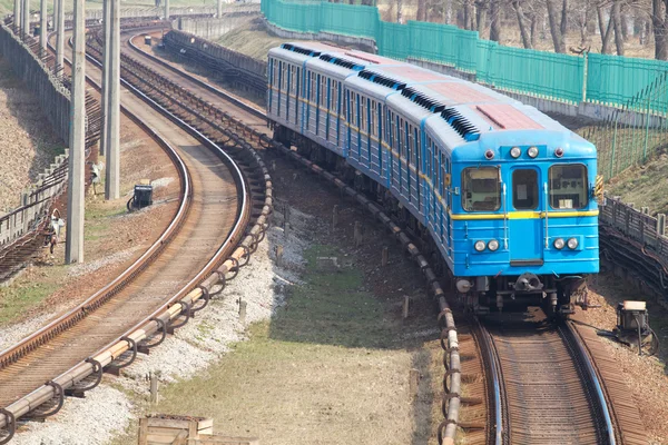 U-Bahn in Kiew, Ukraine — Stockfoto