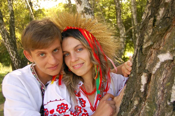 肖像画のウクライナ人および女性 — ストック写真