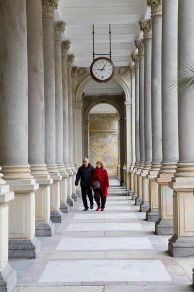 Colonnade en Karlovy Vary, República Checa — Foto de Stock