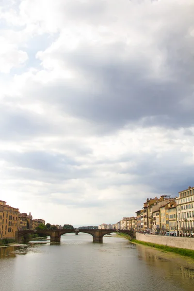 Arno river in Florence — Stock Photo, Image