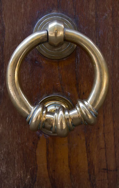 Italiaanse deur knocker — Stockfoto