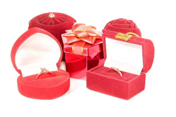 Rote Schachteln für Geschenke — Stockfoto
