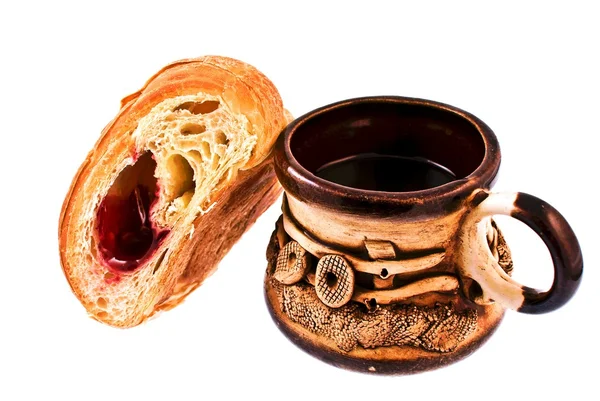 Káva s čerstvými croissanty — Stock fotografie