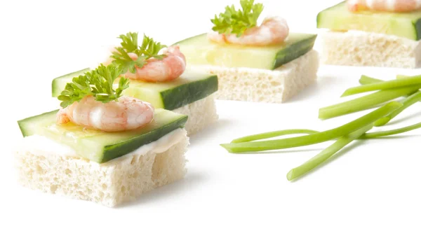 Prawn cocktail appetizer with cottage cheese and cucumber — Stock Photo, Image