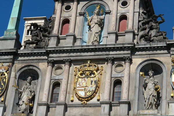 Antwerpen gebouwen — Stockfoto