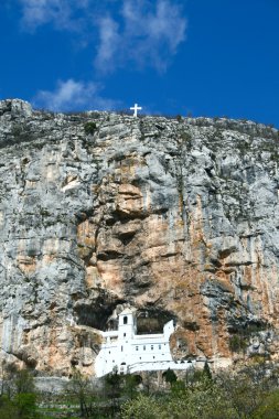 Manastır ostrog