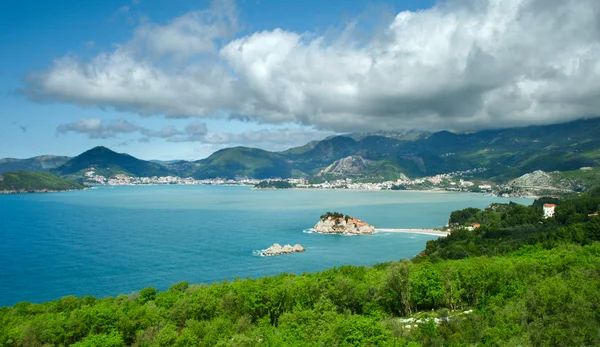 Sveti Stefan isla turística en Montenegro — Foto de Stock