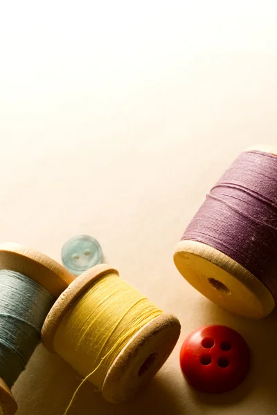Buttons and bobbins — Stock Photo, Image
