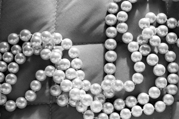 Cadena de perlas — Foto de Stock