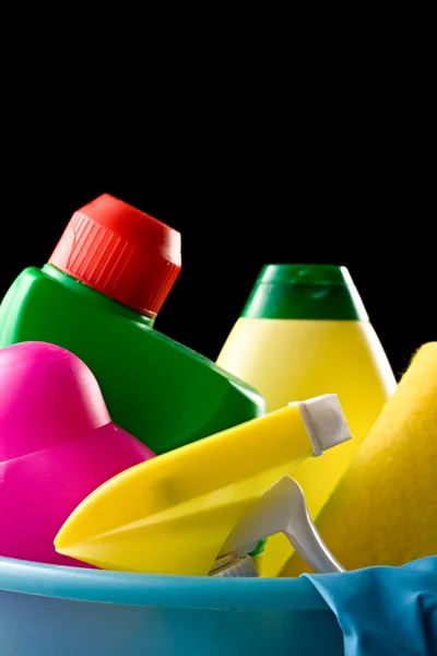 Plastic emmer met schoonmakende levering — Stockfoto