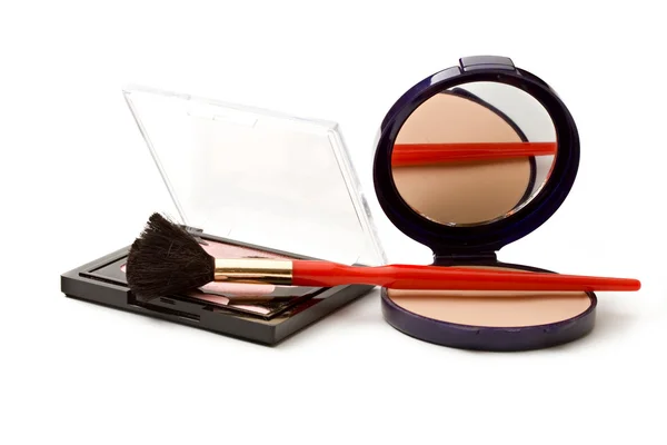 Make-up pulver i rutan och smink borste — Stockfoto