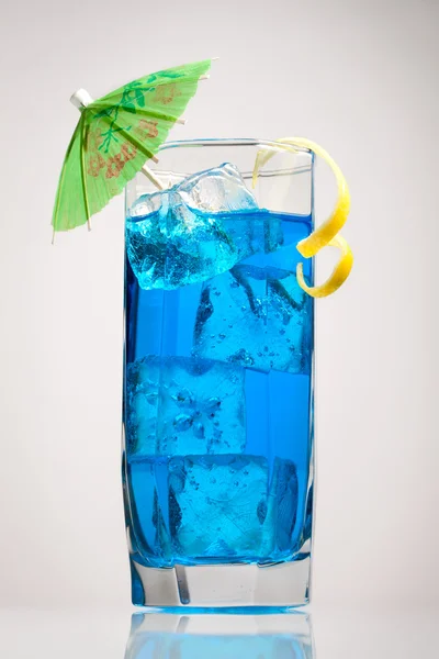 Coquetel azul de Curaçao — Fotografia de Stock