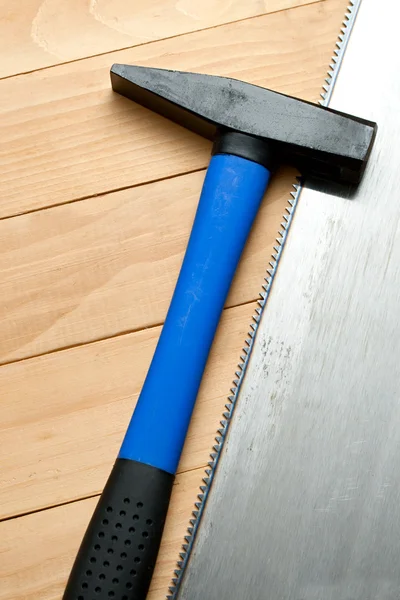 Hammer with handsaw — Stock Photo, Image