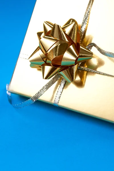 Decorated gift box — Stock Photo, Image