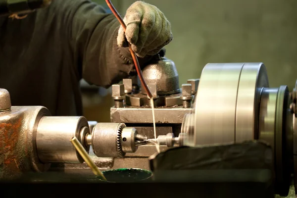 Turning lathe in the workshop — Stock Photo, Image