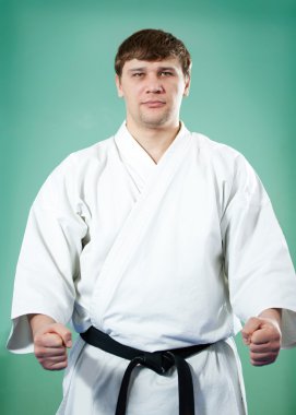 kimono içinde karate ustası