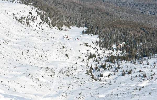 冬の空気からの谷. — ストック写真