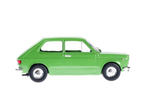 Fiat 127p zielony. — Zdjęcie stockowe
