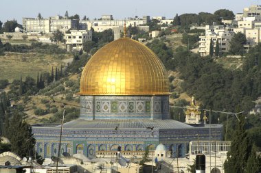 Golden dome mosque in jerusalem clipart