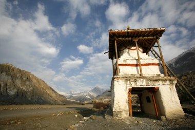 Tibetan shrine on annapurna circuit, nepal