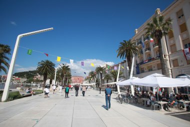 Split seafront Riva clipart