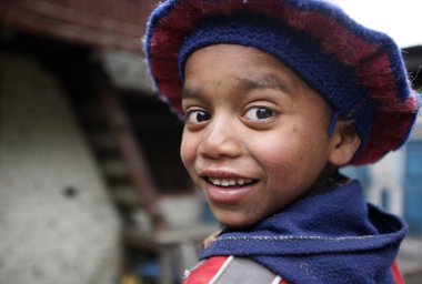 Nepal sevimlischattige Nepalees jongen