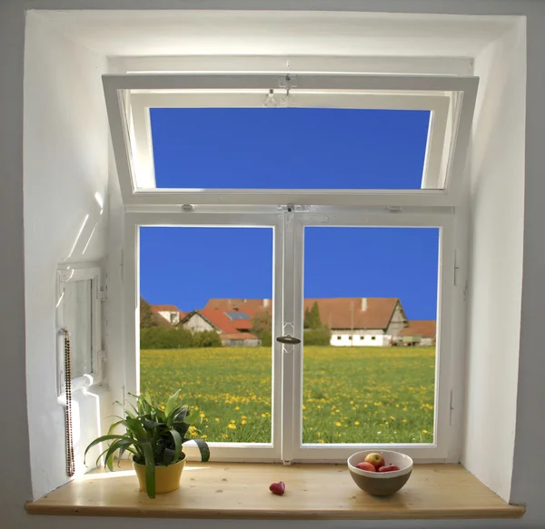 Vista da janela — Fotografia de Stock
