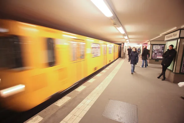 U-bahn w Berlinie — Zdjęcie stockowe