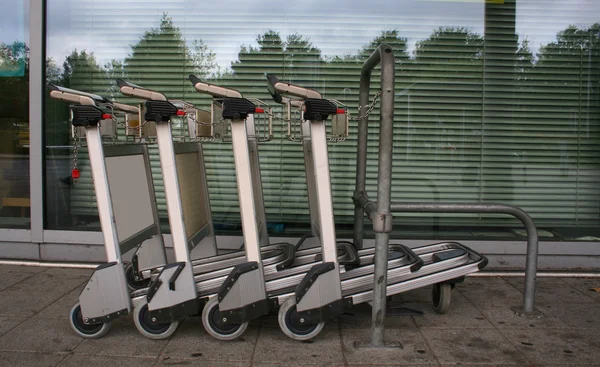 Chained trolleys — Stock Photo, Image
