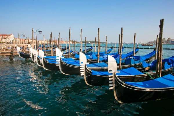 Góndolas en Venecia — Foto de Stock