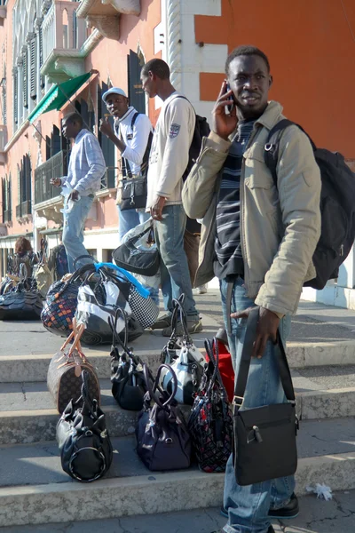 Vendedor ambulante africano — Foto de Stock