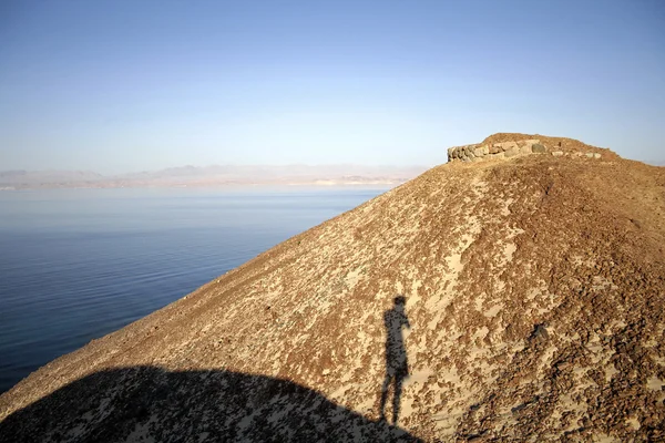 Hill op de rode zee strand, Sinaï, Egypte — Stockfoto