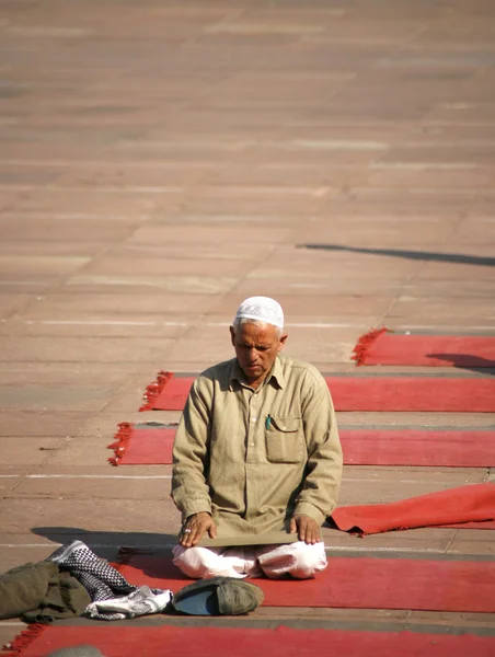Men at prayer time at Jama Masjid, Delhi, India — Stock Photo, Image