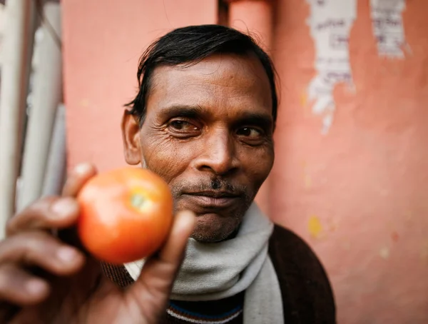 Индийский уличный торговец — стоковое фото