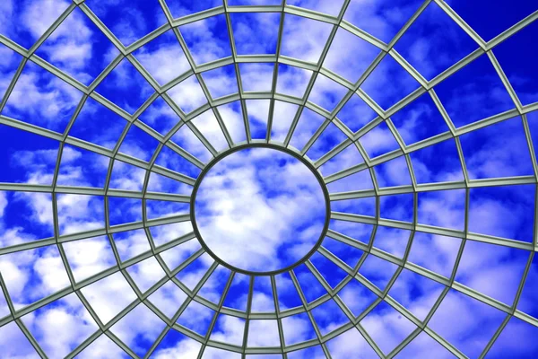 Web na modré obloze — Stock fotografie